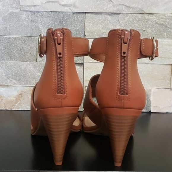 INC Gavi Strappy Cone Heel Dress Sandals - Picture 5 of 12